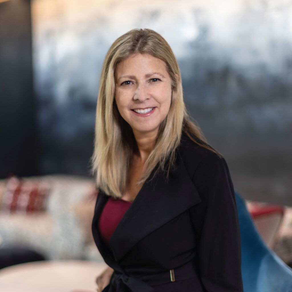 UNCROWD×SWALLOWTAILコラボ GLORIA 22_TDC-